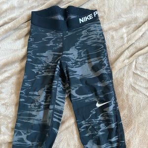 NIKE LEGGINGS
